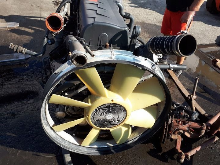 Renault DXI13 480 EURO 5 EEV truck - Motor por Camião: foto 4 Renault DXI13 480 EURO 5 EEV truck - Motor por Camião: foto 4