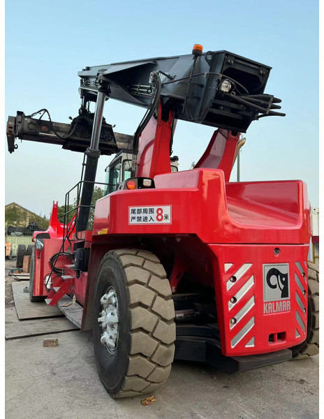 Kalmar DRU450 - Reachstacker porta contentores: foto 5 Kalmar DRU450 - Reachstacker porta contentores: foto 5
