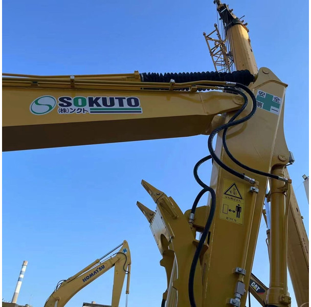 Komatsu PC130 - Escavadora de rastos: foto 4 Komatsu PC130 - Escavadora de rastos: foto 4