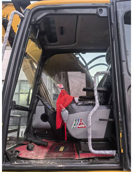 Leasing de Komatsu PC240LC-8 Komatsu PC240LC-8: foto 12