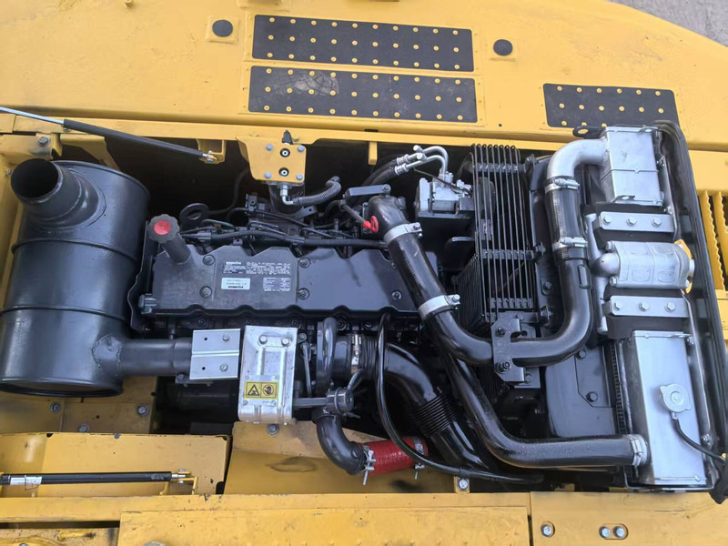 Leasing de Komatsu PC240LC-8 Komatsu PC240LC-8: foto 16