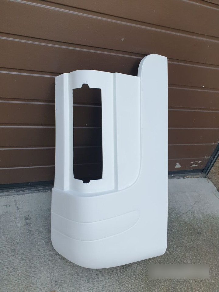 Zderzak tył narożnik prawy/lewy MAN Lions Coach (2003 - 2007) Zderzak tył narożnik prawy/lewy MAN Lions Coach (2003 - 2007) - Para-choque por Autocarro: foto 2 Zderzak tył narożnik prawy/lewy MAN Lions Coach (2003 - 2007) Zderzak tył narożnik prawy/lewy MAN Lions Coach (2003 - 2007) - Para-choque por Autocarro: foto 2