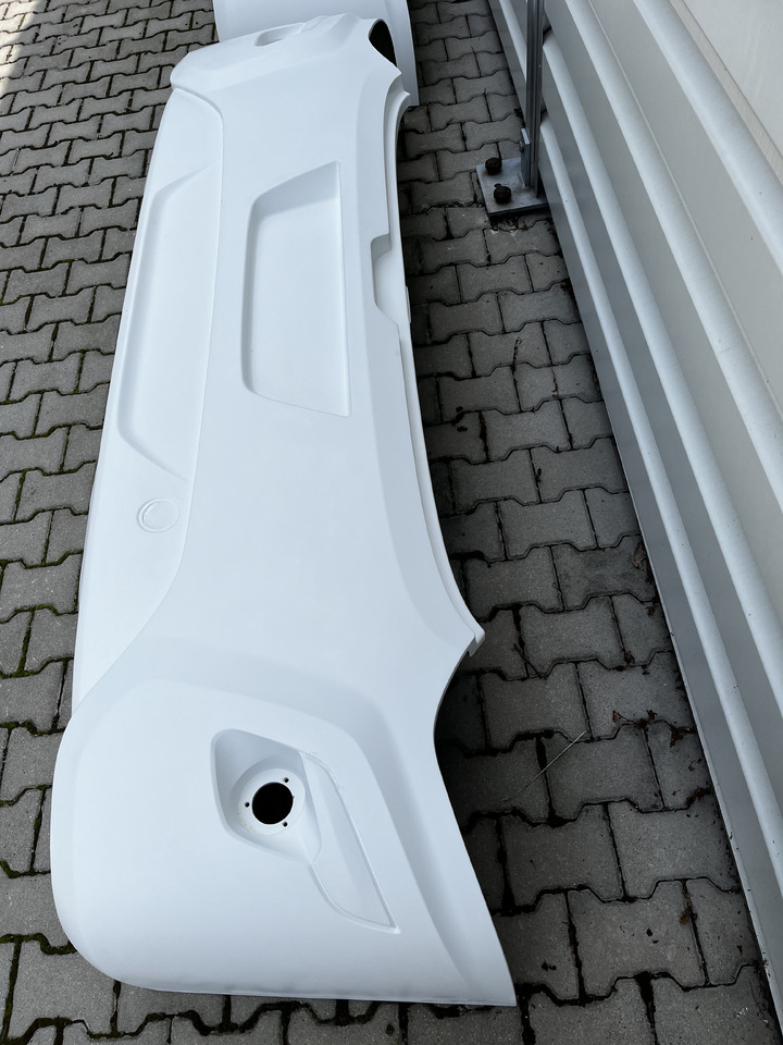 Zderzak tylny do AUTOBUSU VDL EURO 5 VDL FUTURA euro 5 - Para-choque por Autocarro: foto 1 Zderzak tylny do AUTOBUSU VDL EURO 5 VDL FUTURA euro 5 - Para-choque por Autocarro: foto 1