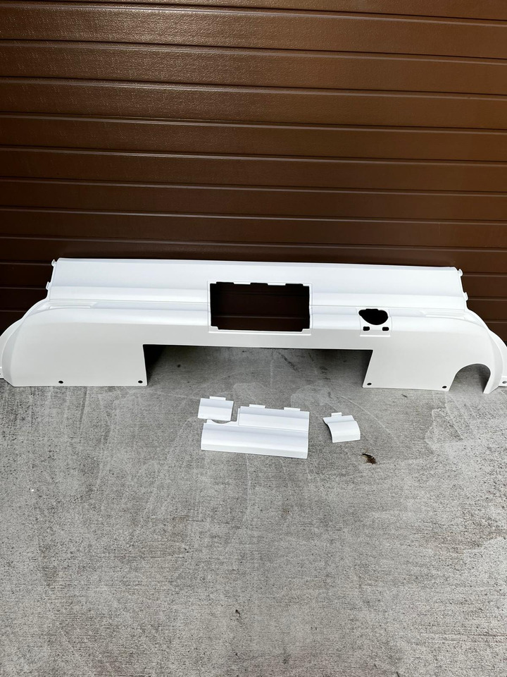 Zderzak tylny środkowy MAN LION'S COACH euro 6 MAN Lions Coach euro 6 - Para-choque por Ônibus: foto 1 Zderzak tylny środkowy MAN LION'S COACH euro 6 MAN Lions Coach euro 6 - Para-choque por Ônibus: foto 1