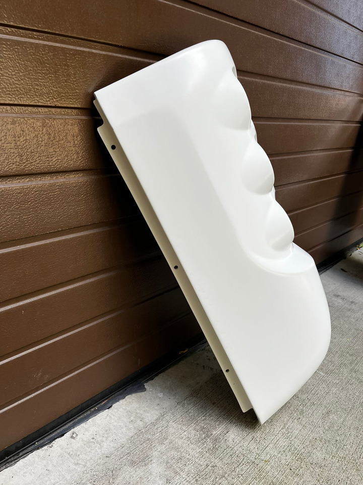 Zderzak, narożnik tylny lewy NEOPLAN TOURLINER NEOPLAN TOURLINER - Carroceria e exterior por Ônibus: foto 2 Zderzak, narożnik tylny lewy NEOPLAN TOURLINER NEOPLAN TOURLINER - Carroceria e exterior por Ônibus: foto 2