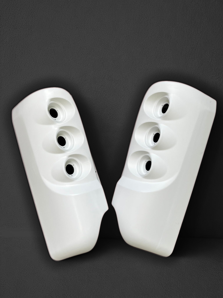 Zderzak, narożnik tylny prawy NEOPLAN TOURLINER NEOPLAN TOURLINER - Carroceria e exterior por Ônibus: foto 4 Zderzak, narożnik tylny prawy NEOPLAN TOURLINER NEOPLAN TOURLINER - Carroceria e exterior por Ônibus: foto 4