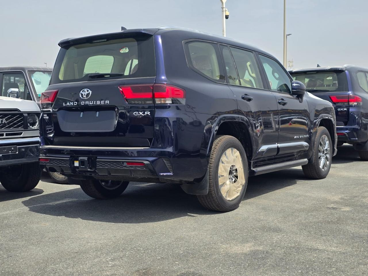 Land Cruiser GXR 3.5L Twin Turbo - Automóvel: foto 2 Land Cruiser GXR 3.5L Twin Turbo - Automóvel: foto 2