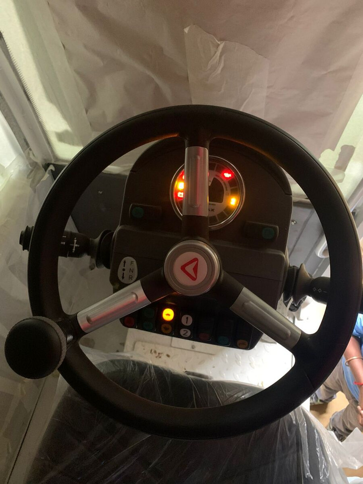 New AJAX ARGO 4000 concrete mixer truck - Camião betoneira: foto 3 New AJAX ARGO 4000 concrete mixer truck - Camião betoneira: foto 3