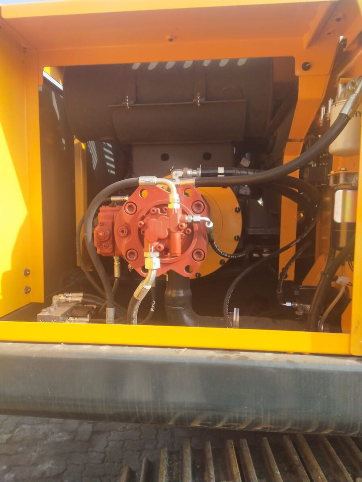 New Hyundai R210 tracked excavator - Escavadora de rastos: foto 2 New Hyundai R210 tracked excavator - Escavadora de rastos: foto 2