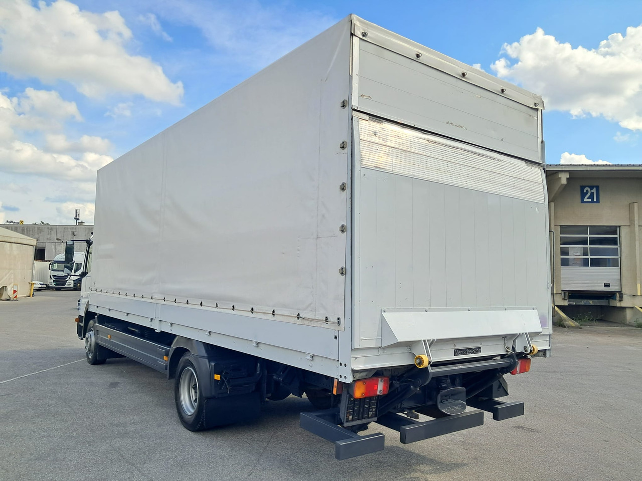 Leasing de MERCEDES-BENZ ATEGO 12 24 Plane LBW | Klima | Schaltgetriebe MERCEDES-BENZ ATEGO 12 24 Plane LBW | Klima | Schaltgetriebe: foto 6