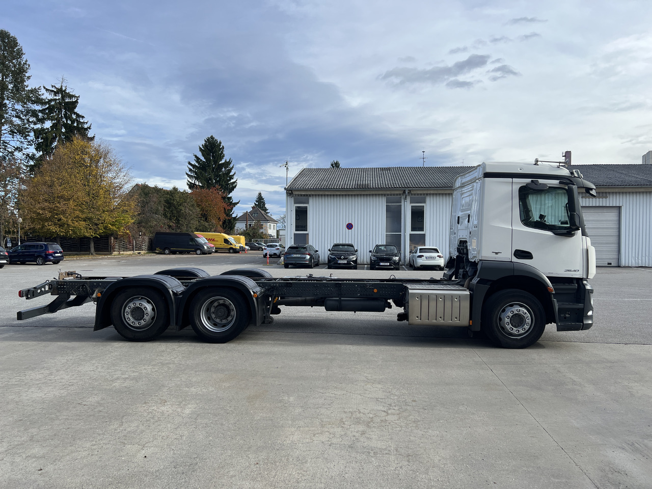 MERCEDES-BENZ Antos 25 40 | Standheizung | Klima | Liftachse - Camião chassi: foto 5 MERCEDES-BENZ Antos 25 40 | Standheizung | Klima | Liftachse - Camião chassi: foto 5