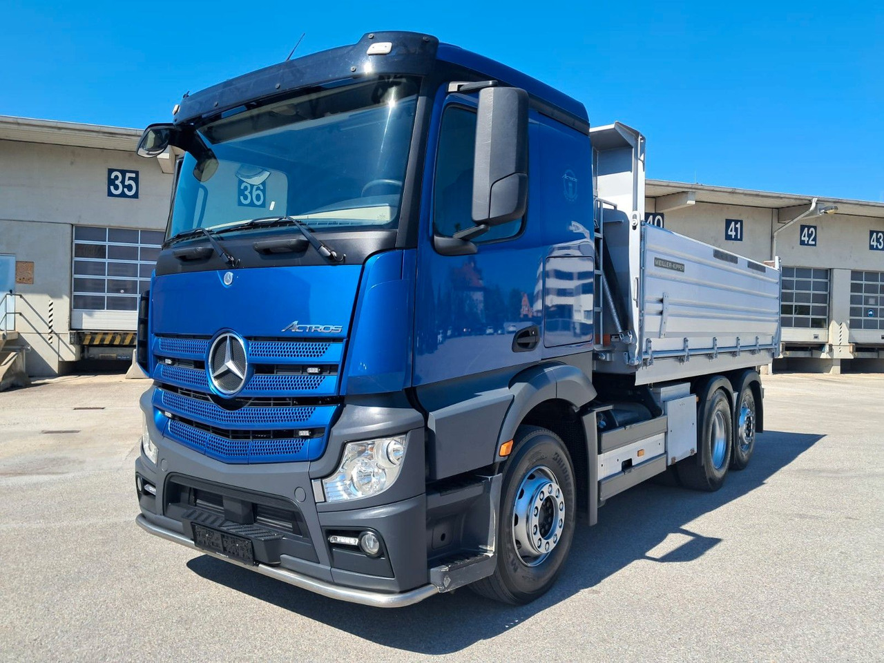 Mercedes-Benz Actros 2651 Dreiseitk.|Lift-Lenk | Klima | Retar - Camião basculante: foto 1 Mercedes-Benz Actros 2651 Dreiseitk.|Lift-Lenk | Klima | Retar - Camião basculante: foto 1
