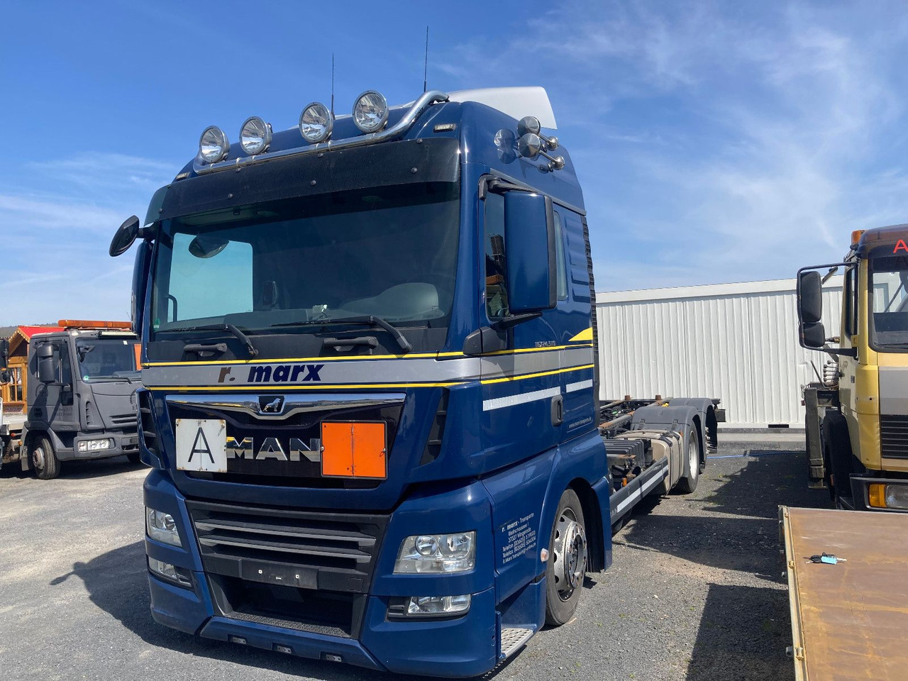 MAN TGX 26.470 Mega Ausstattung SONDERPREIS - Camião transportador de contêineres/ Caixa móvel: foto 1 MAN TGX 26.470 Mega Ausstattung SONDERPREIS - Camião transportador de contêineres/ Caixa móvel: foto 1
