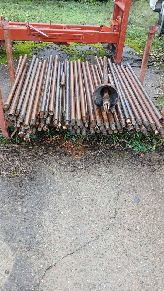 DITCH WITCH P80 Rod Pusher – “T-Bar” + Back Brace - Máquina de perfuração direcional: foto 3 DITCH WITCH P80 Rod Pusher – “T-Bar” + Back Brace - Máquina de perfuração direcional: foto 3