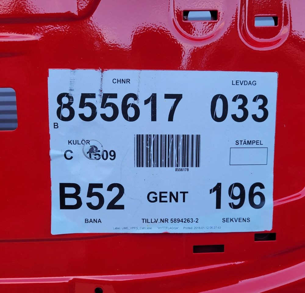 ATRAPA MASKA VOLVO FH4 ORYGINAŁ CHWALIM116 - Capô por Camião: foto 4 ATRAPA MASKA VOLVO FH4 ORYGINAŁ CHWALIM116 - Capô por Camião: foto 4