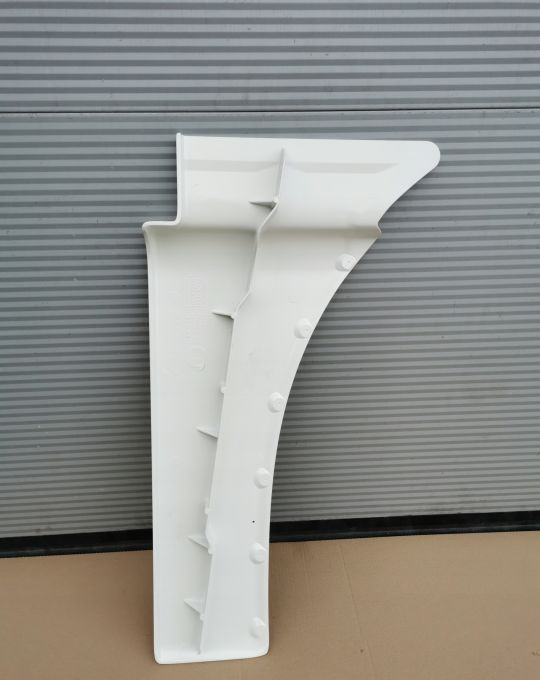 BANAN MASKOWNICA BŁOTNIKA MAN TGX LH RAL 9010 - Para-lama por Camião: foto 2 BANAN MASKOWNICA BŁOTNIKA MAN TGX LH RAL 9010 - Para-lama por Camião: foto 2