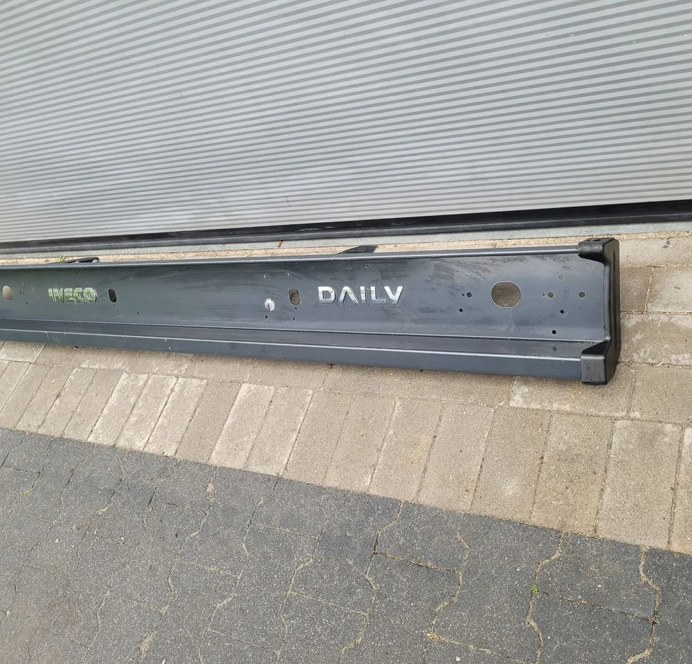 BELKA TYŁ ZDERZAK IVECO DAILY 5802852176 196CM - Para-choque por Veículo comercial: foto 3 BELKA TYŁ ZDERZAK IVECO DAILY 5802852176 196CM - Para-choque por Veículo comercial: foto 3