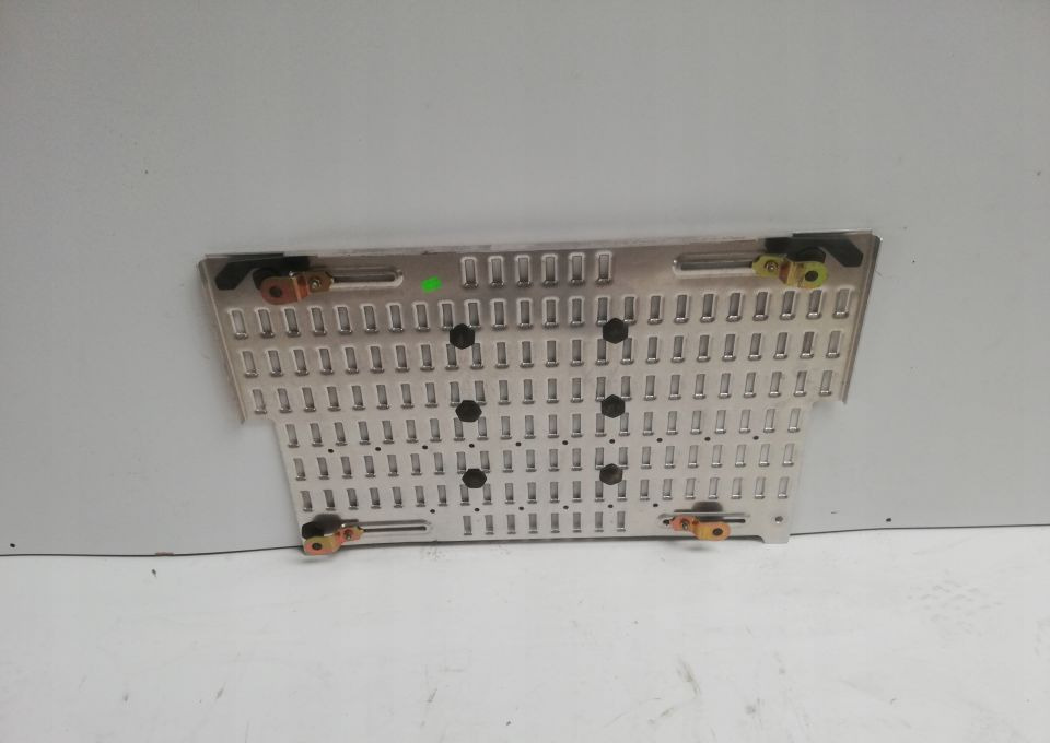 BLACHA PODEST OSŁONA DAF XF CF 51X87CM. - Sistema de escape por Camião: foto 2 BLACHA PODEST OSŁONA DAF XF CF 51X87CM. - Sistema de escape por Camião: foto 2