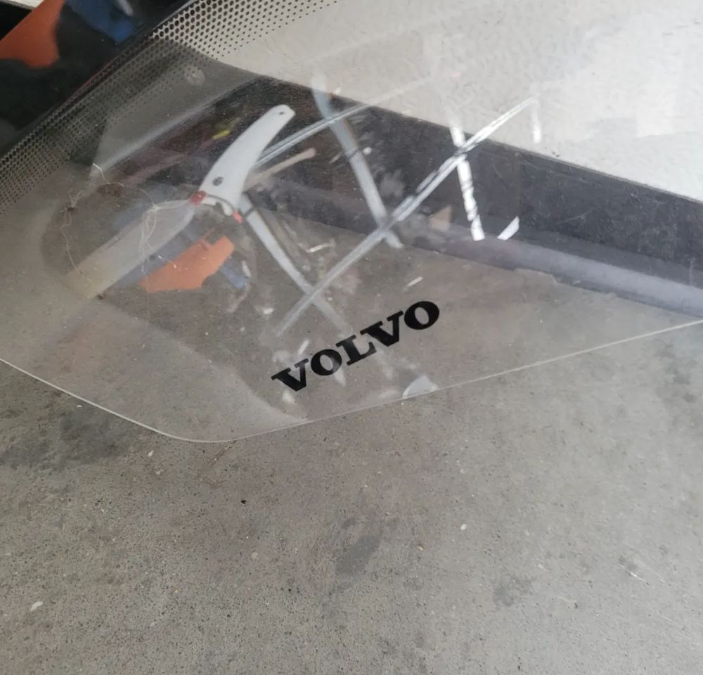 BLENDA NA DRZWI VOLVO FH4 ORYGINAŁ - Porta e peças por Camião: foto 3 BLENDA NA DRZWI VOLVO FH4 ORYGINAŁ - Porta e peças por Camião: foto 3