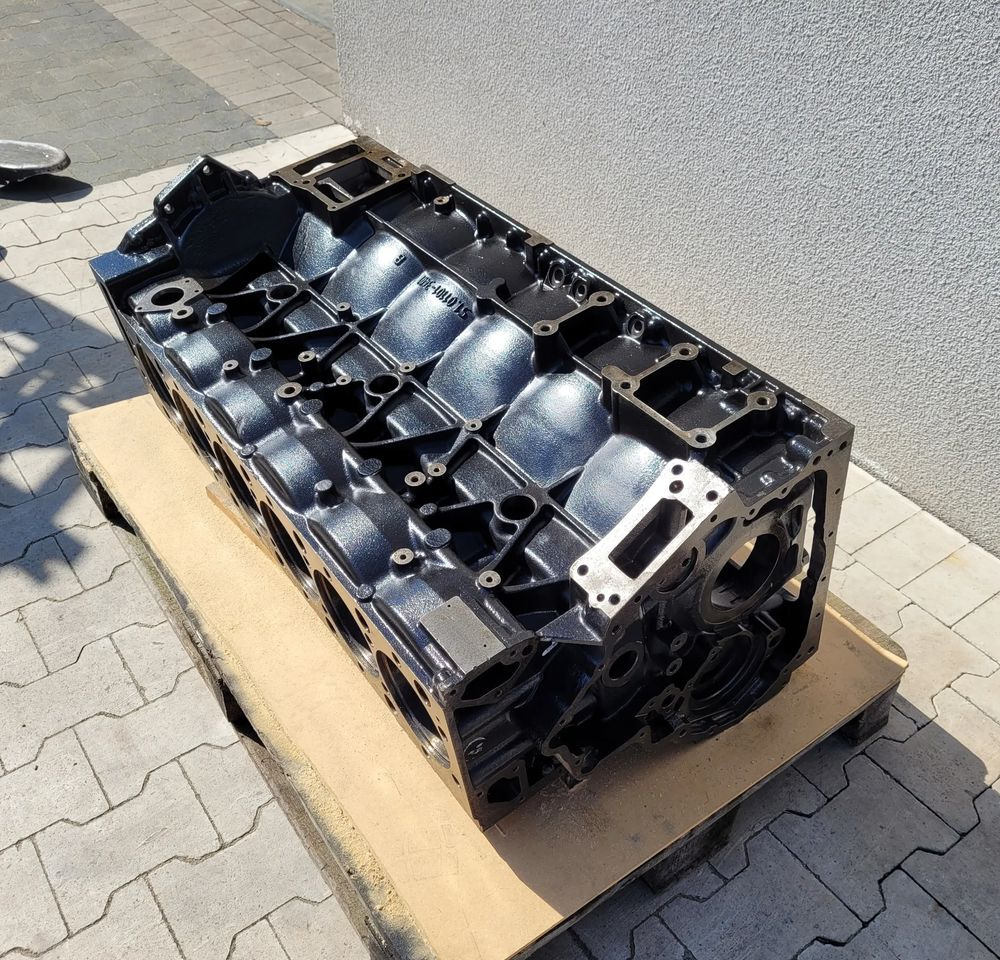 BLOK MAN TGX TGS EURO5 NOWY ORYGINAŁ 51.01101-3401 - Bloco do motor por Camião: foto 3 BLOK MAN TGX TGS EURO5 NOWY ORYGINAŁ 51.01101-3401 - Bloco do motor por Camião: foto 3