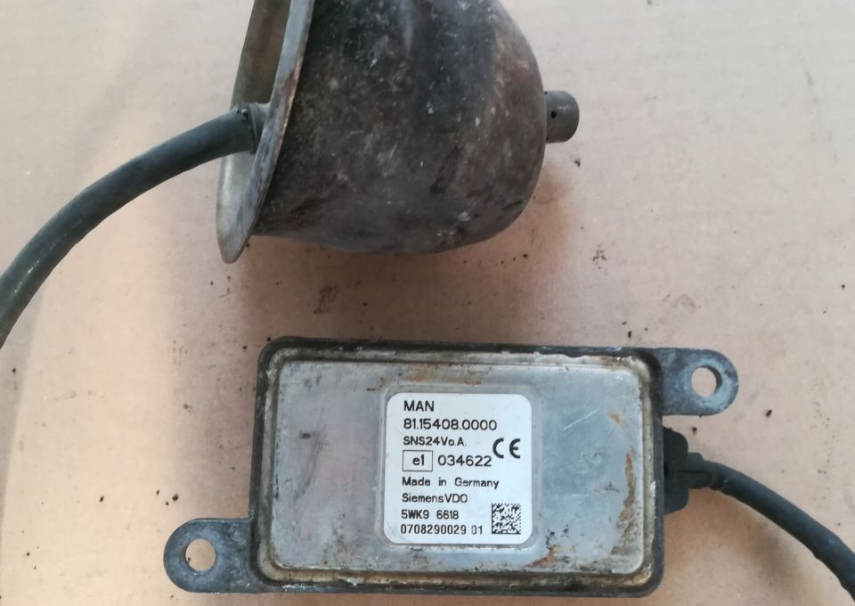 CZUJNIK NOX 81,15408,0000 - Sensor por Camião: foto 1 CZUJNIK NOX 81,15408,0000 - Sensor por Camião: foto 1