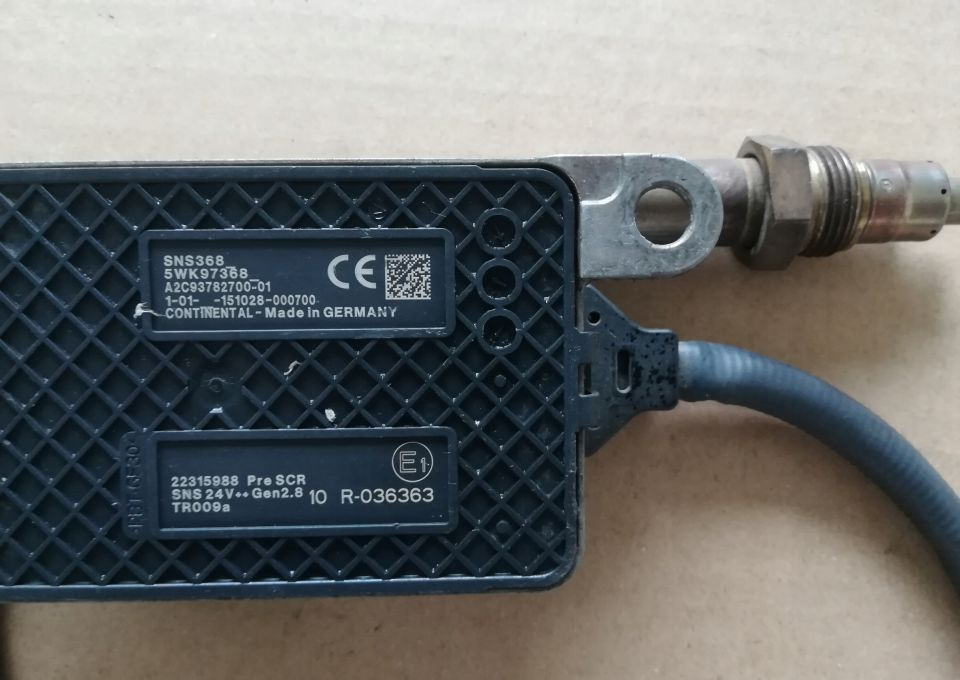 CZUJNIK NOX VOLVO 22315988 - Sensor por Camião: foto 1 CZUJNIK NOX VOLVO 22315988 - Sensor por Camião: foto 1