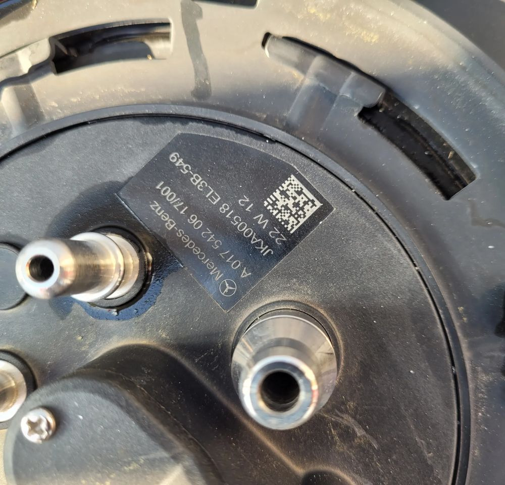 CZUJNIK SMOK AD BLUE MERCEDES ACTROS MP4 MP5 A0175420617 NOWY ORYGINAŁ - Sensor por Camião: foto 2 CZUJNIK SMOK AD BLUE MERCEDES ACTROS MP4 MP5 A0175420617 NOWY ORYGINAŁ - Sensor por Camião: foto 2