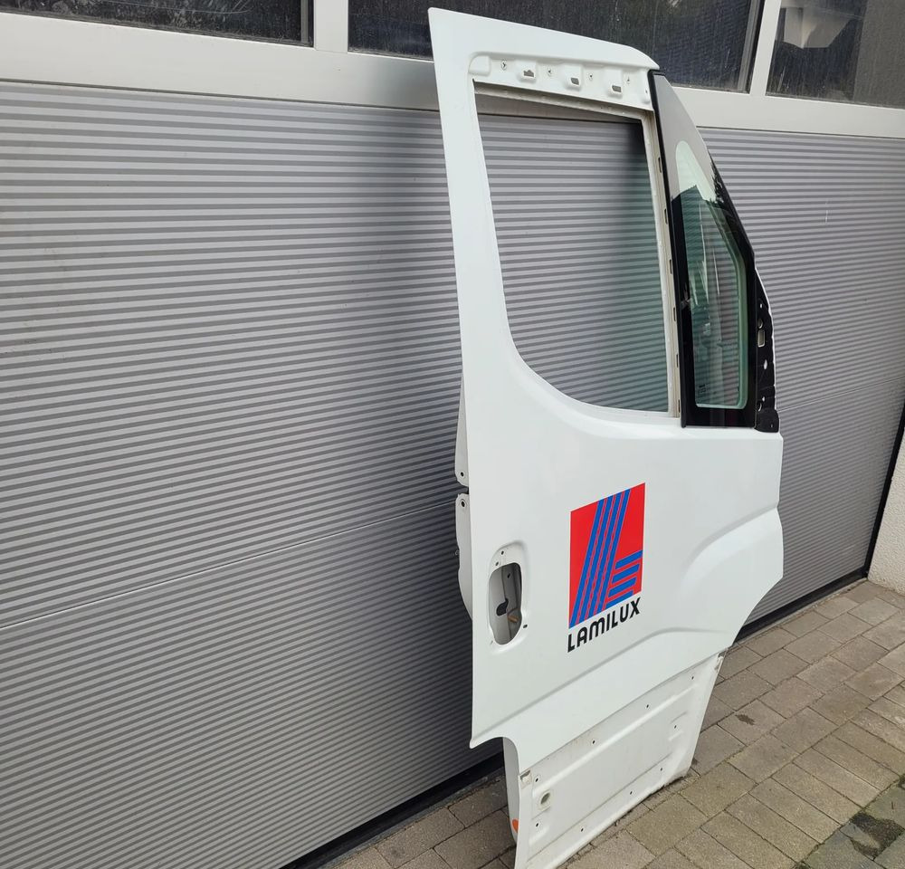 DRZWI IVECO DALI NM RH LUB LH ORYGINAŁ CHWALIM116 - Porta e peças por Veículo comercial: foto 2 DRZWI IVECO DALI NM RH LUB LH ORYGINAŁ CHWALIM116 - Porta e peças por Veículo comercial: foto 2