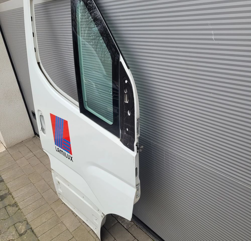 DRZWI IVECO DALI NM RH LUB LH ORYGINAŁ CHWALIM116 - Porta e peças por Veículo comercial: foto 3 DRZWI IVECO DALI NM RH LUB LH ORYGINAŁ CHWALIM116 - Porta e peças por Veículo comercial: foto 3