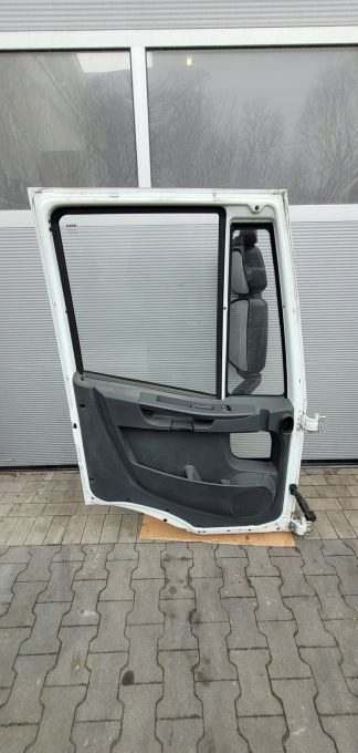 DRZWI IVECO EUROCARGO LEWE EURO6 - Porta e peças por Camião: foto 3 DRZWI IVECO EUROCARGO LEWE EURO6 - Porta e peças por Camião: foto 3
