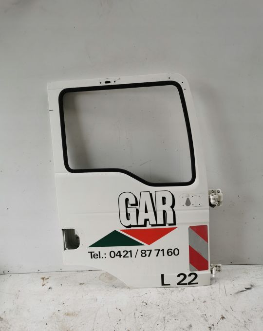 DRZWI MAN TGS TGL TGA WASKA KABINA PRAWE - Porta e peças: foto 1 DRZWI MAN TGS TGL TGA WASKA KABINA PRAWE - Porta e peças: foto 1