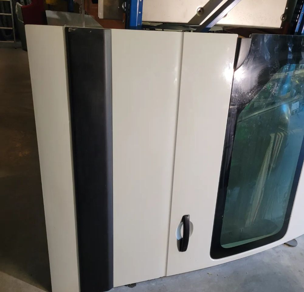 DRZWI RENAULT MASTER PRZESUWNE BOCZNE. - Porta e peças por Veículo comercial: foto 2 DRZWI RENAULT MASTER PRZESUWNE BOCZNE. - Porta e peças por Veículo comercial: foto 2