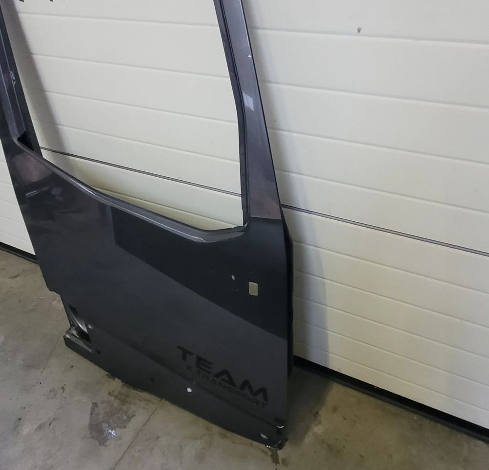 DRZWI RENAULT RANGE T GAMA ORYGINAŁ CHWALIM116 - Porta e peças por Camião: foto 3 DRZWI RENAULT RANGE T GAMA ORYGINAŁ CHWALIM116 - Porta e peças por Camião: foto 3