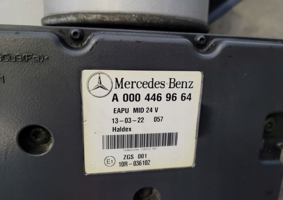 EAPU MERCEDES ACTROS MP4 A0004469664 - Peças de freio por Camião: foto 2 EAPU MERCEDES ACTROS MP4 A0004469664 - Peças de freio por Camião: foto 2