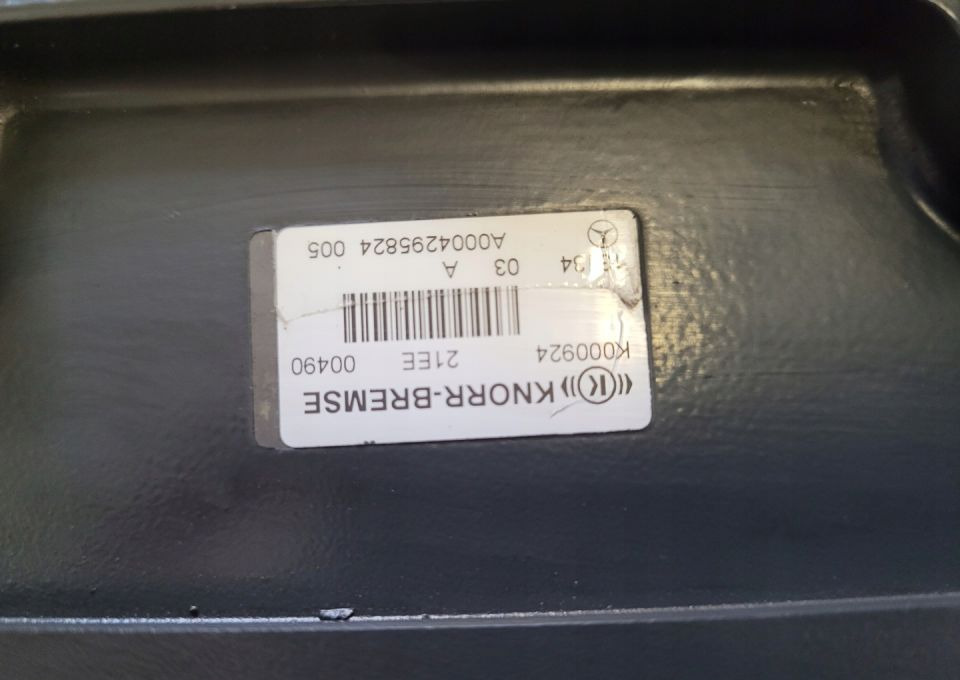 EBS MERCEDES ACTROS MP4 A 0004295824 - Peças de freio por Camião: foto 2 EBS MERCEDES ACTROS MP4 A 0004295824 - Peças de freio por Camião: foto 2