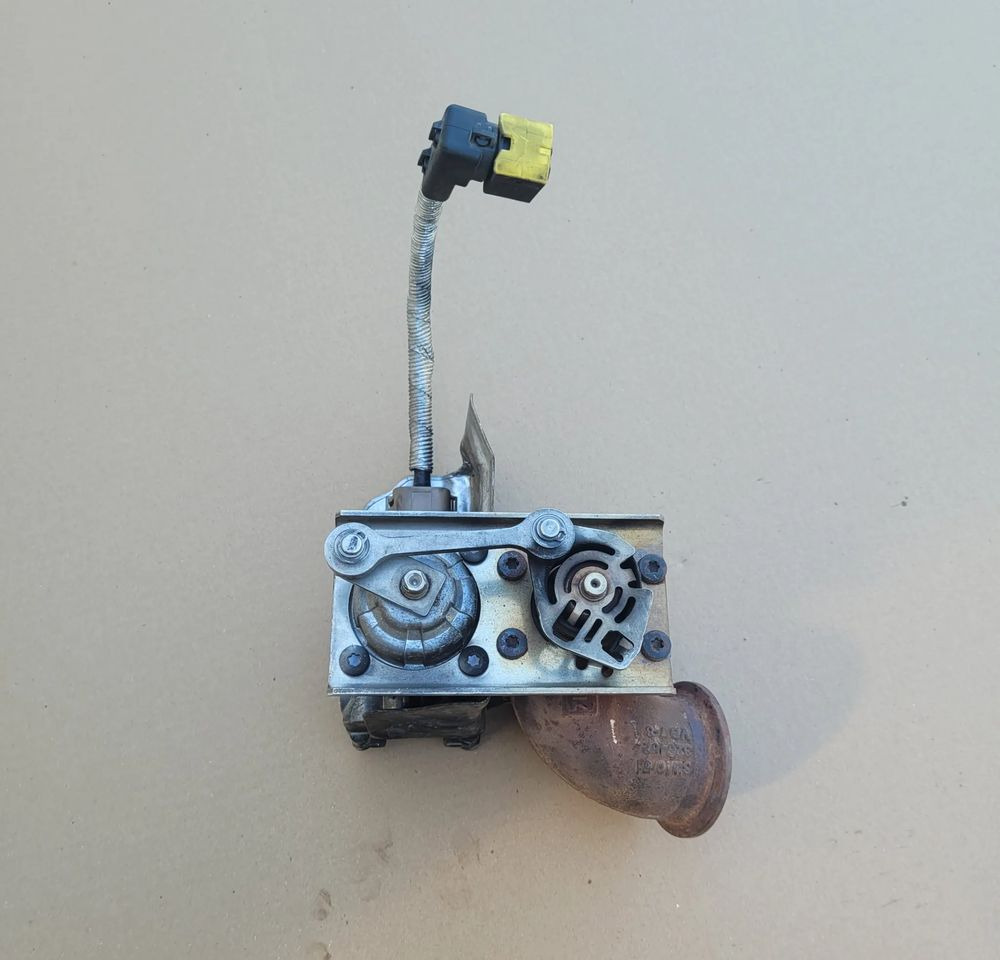 EGR DAF XF 106 OM 2128861 - Sistema de escape: foto 1 EGR DAF XF 106 OM 2128861 - Sistema de escape: foto 1