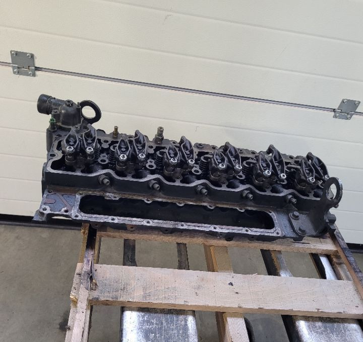 GLOWICA IVECO EUROCARGO E6 6C. EEA 1.62831379-05 - Cabeça do motor por Camião: foto 1 GLOWICA IVECO EUROCARGO E6 6C. EEA 1.62831379-05 - Cabeça do motor por Camião: foto 1