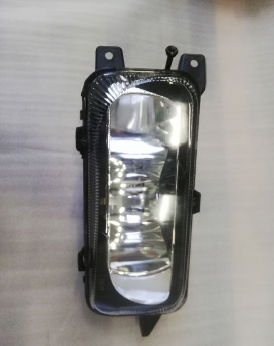 HALOGEN MERCEDES ACTROS MP3 MP3 LH - Farol dianteira por Camião: foto 1 HALOGEN MERCEDES ACTROS MP3 MP3 LH - Farol dianteira por Camião: foto 1