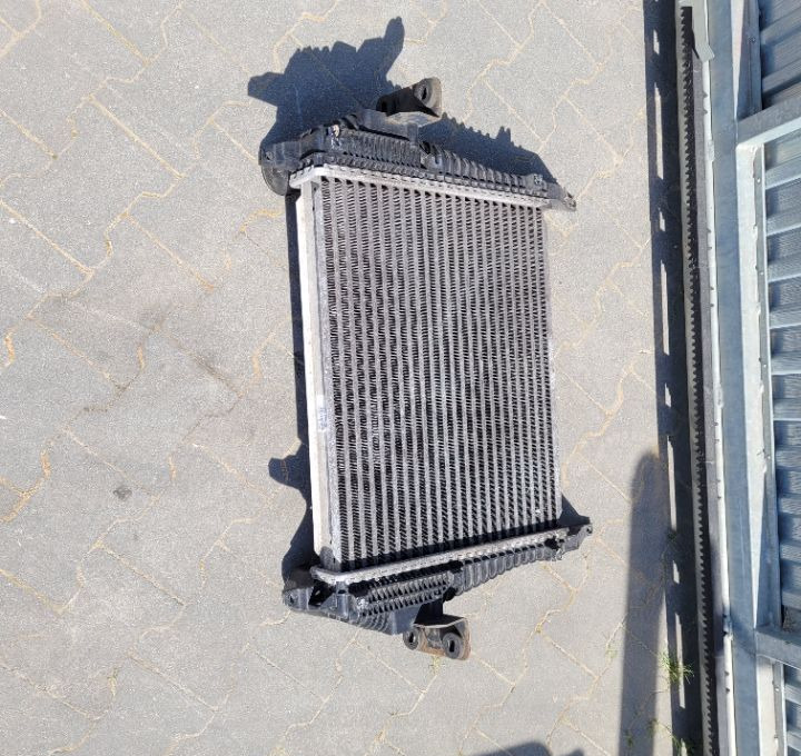INTERCOOLER IVECO EUROCARGO E6. 504289364 - Intercooler por Camião: foto 2 INTERCOOLER IVECO EUROCARGO E6. 504289364 - Intercooler por Camião: foto 2