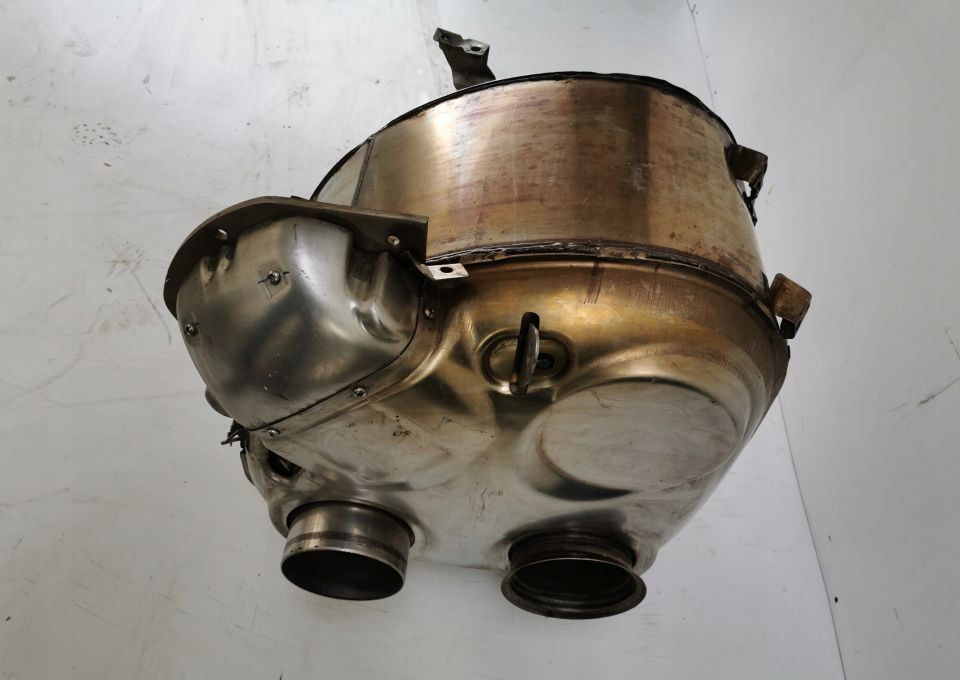 KATALIZATOR DPF DAF XF 106 1933421 - Conversor catalítico: foto 5 KATALIZATOR DPF DAF XF 106 1933421 - Conversor catalítico: foto 5