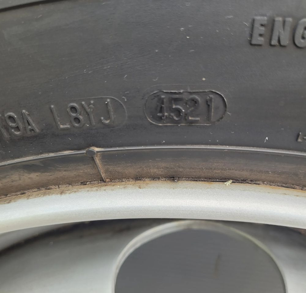 KOŁO CONTINENTAL CONTI HYBRID HD3 315/70R22.5 FELGA 9.00 - Jantes e pneus por Camião: foto 4 KOŁO CONTINENTAL CONTI HYBRID HD3 315/70R22.5 FELGA 9.00 - Jantes e pneus por Camião: foto 4