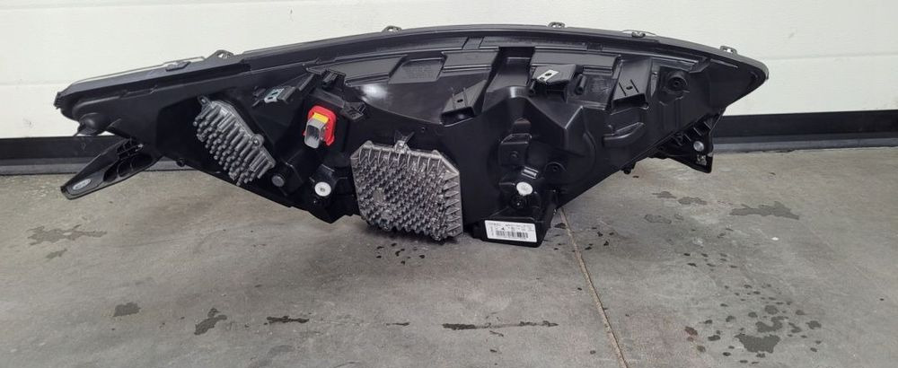 LAMPA FULL LED IVECO DAILY Lh. ORYGINAŁ 5802711800 - Farol dianteira por Veículo comercial: foto 3 LAMPA FULL LED IVECO DAILY Lh. ORYGINAŁ 5802711800 - Farol dianteira por Veículo comercial: foto 3