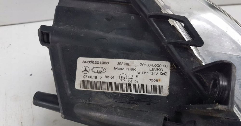 LAMPA HALOGEN MERCEDES ANTOS A9608201956 - Farol dianteira: foto 3 LAMPA HALOGEN MERCEDES ANTOS A9608201956 - Farol dianteira: foto 3
