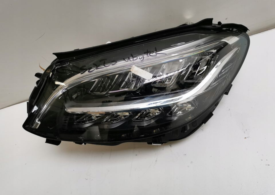 LAMPA MERCEDES C KLASA A2059065906 LIFT LEWA - Farol dianteira por Camião: foto 1 LAMPA MERCEDES C KLASA A2059065906 LIFT LEWA - Farol dianteira por Camião: foto 1