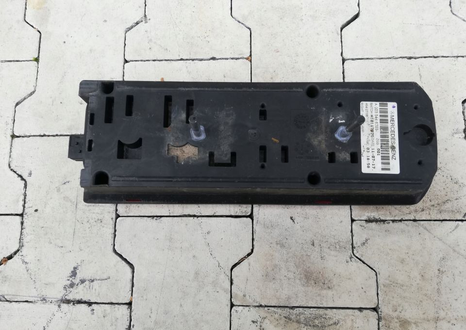 LAMPA TYLNA MERCEDES ACTROS MP4 - Farol traseiros por Camião: foto 2 LAMPA TYLNA MERCEDES ACTROS MP4 - Farol traseiros por Camião: foto 2