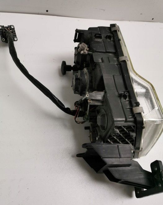 LAMPA VOLVO FH12 fh13 ORYGINAŁ PRAWA. - Farol dianteira: foto 2 LAMPA VOLVO FH12 fh13 ORYGINAŁ PRAWA. - Farol dianteira: foto 2