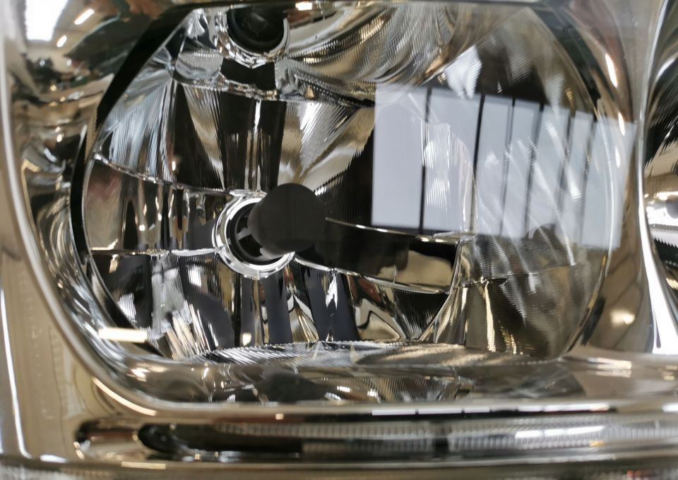 LAMPA XENON MAN TGX TGS RH.ORYGINAŁ LIFT MOCNY LED - Farol dianteira por Camião: foto 2 LAMPA XENON MAN TGX TGS RH.ORYGINAŁ LIFT MOCNY LED - Farol dianteira por Camião: foto 2