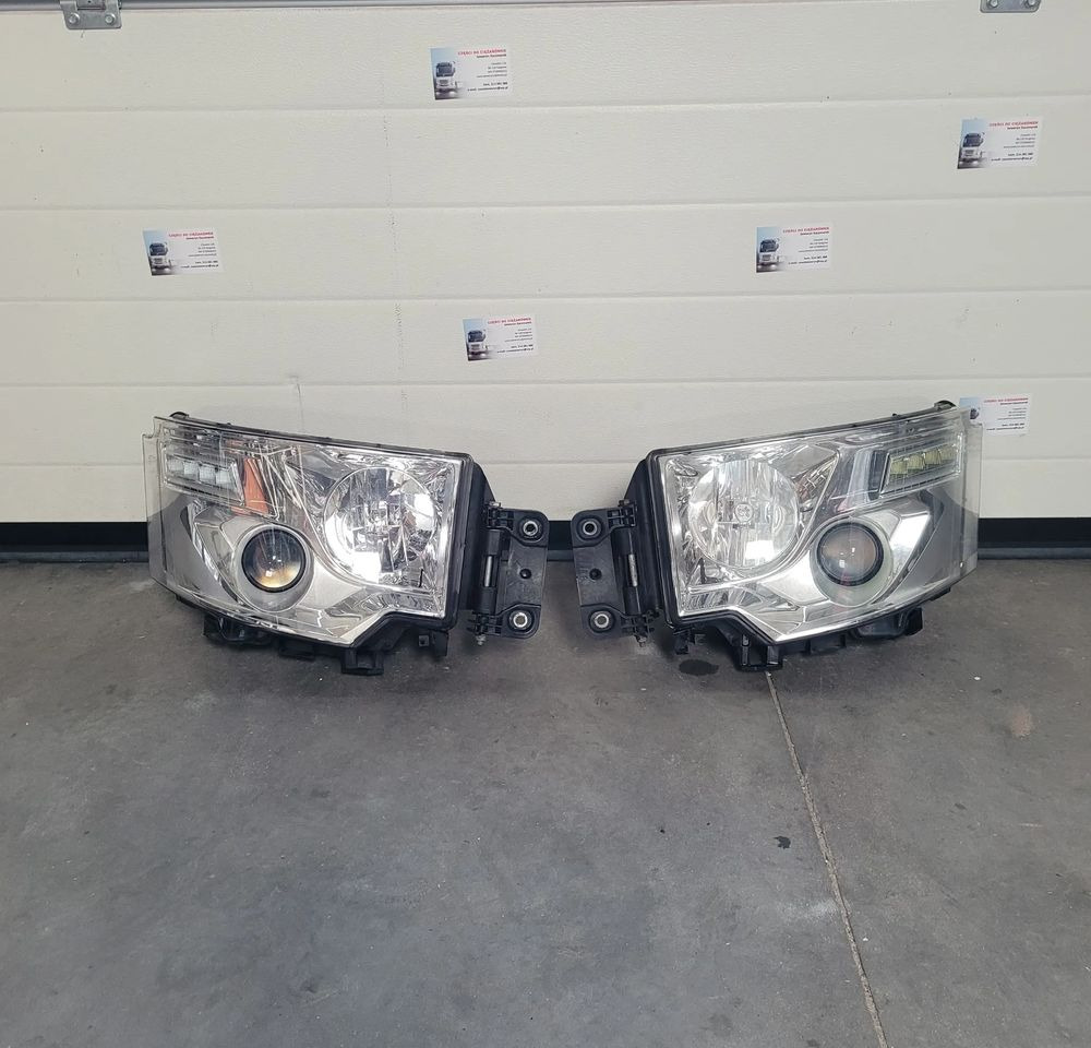 LAMPA XENON RENAULT RANGE T PRAWA LEWA - Iluminação por Camião: foto 1 LAMPA XENON RENAULT RANGE T PRAWA LEWA - Iluminação por Camião: foto 1