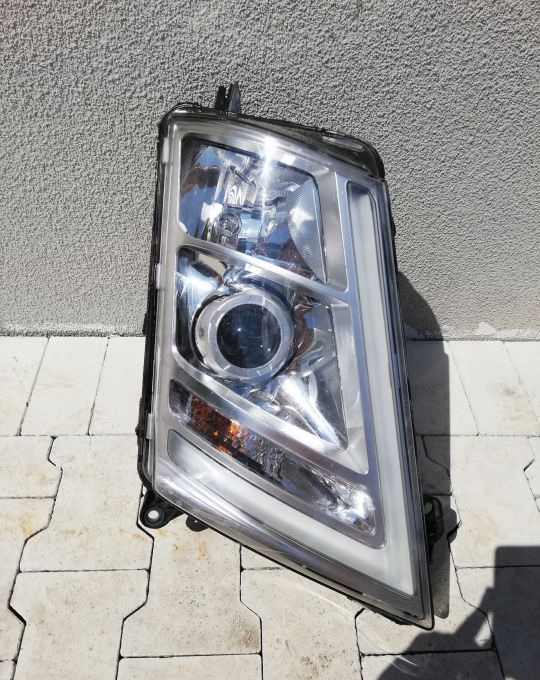 LAMPA XENON VOLVO FH4 FH 4 FM RH ORYGINAŁ - Farol dianteira: foto 1 LAMPA XENON VOLVO FH4 FH 4 FM RH ORYGINAŁ - Farol dianteira: foto 1