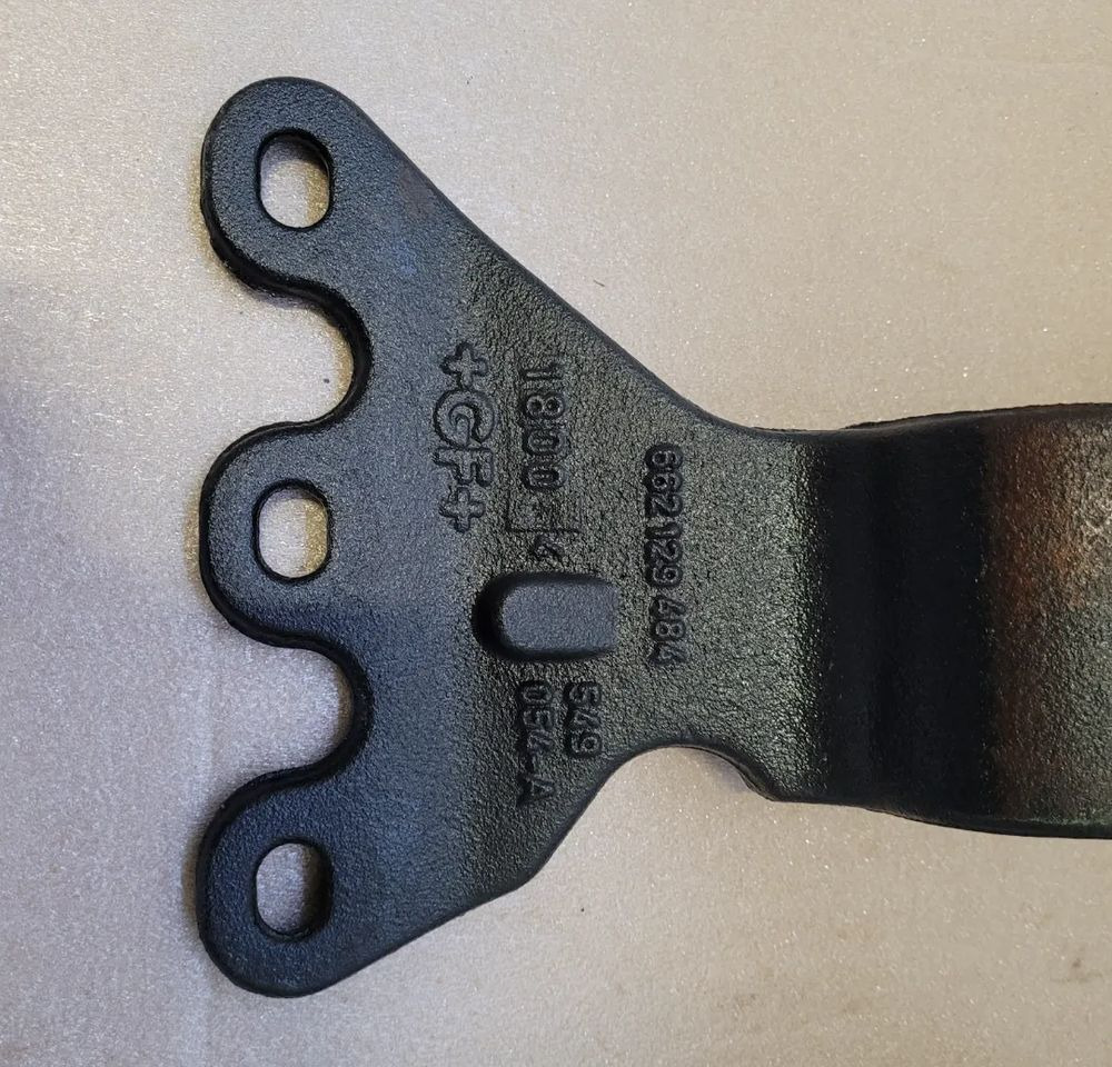 ŁAPY MOCOWANIE SIODŁA GF 622 129 484 - Quinta-roda por Camião: foto 3 ŁAPY MOCOWANIE SIODŁA GF 622 129 484 - Quinta-roda por Camião: foto 3